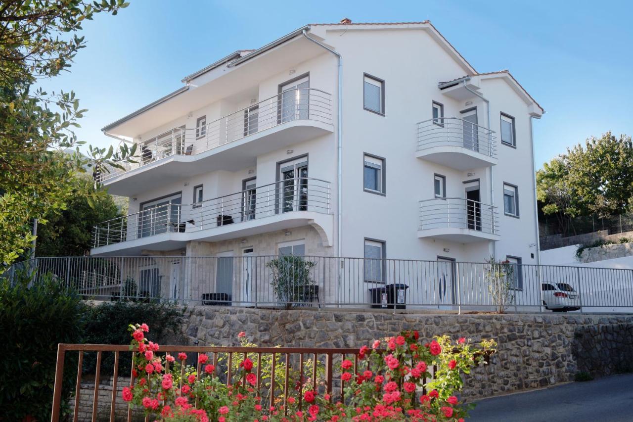 Villa Dragi With Pool, Sauna, & Whirlpool Abbázia Kültér fotó
